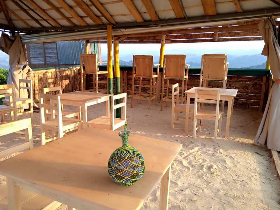 Kitabi Ecocenter Otel Gabegi Dış mekan fotoğraf